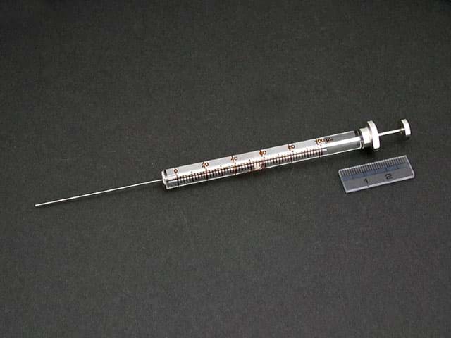 Image de Syringe 100F-LC; 100 µl; fixed needle;22G;51mm needle length;lc