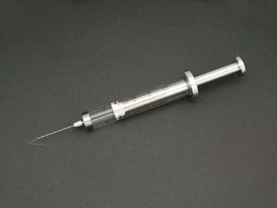 Immagine di Syringe; 5 ml; gas tight; removable needle; 30 mm needle length